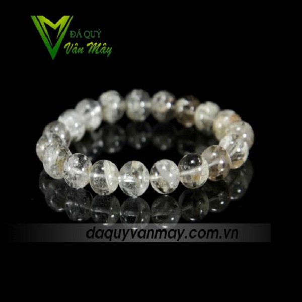 vong-tay-da-thach-anh-toc-trang